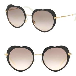 Miu Miu Womens SMU 54R  Black Heart Shaped Sunglasses in original case-Like new